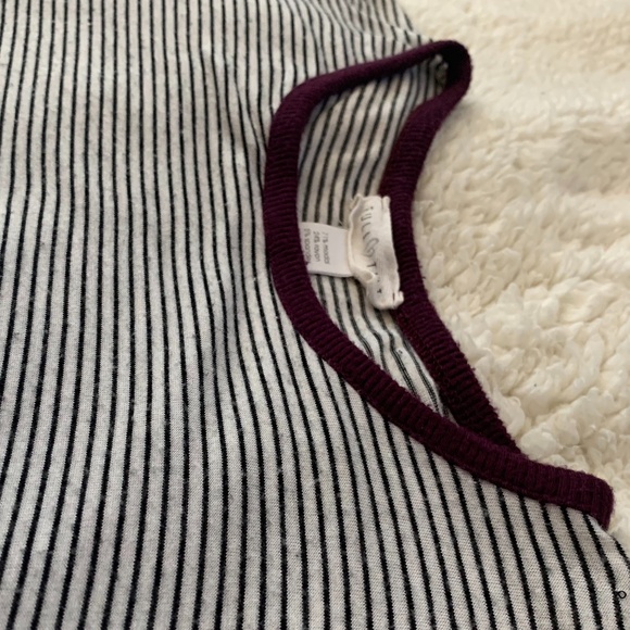 Love Tilt Striped Crop Top Tee - Picture 6 of 7